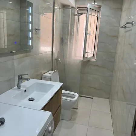 Leti Kavaja St Lägenhet